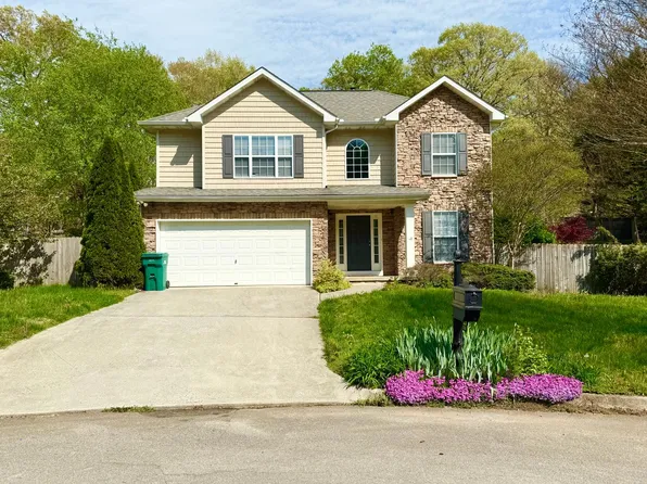 1744 Somersby Ln, Knoxville, TN 37922