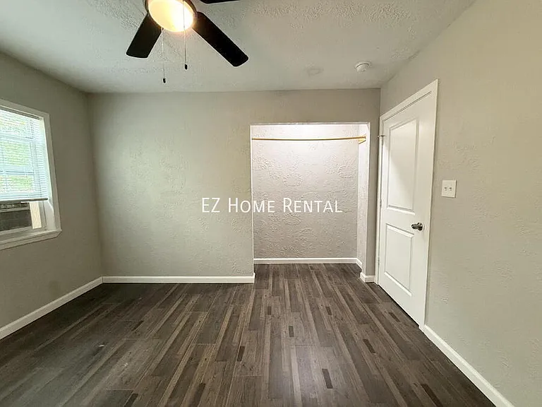 7515 Bayway Dr #3 — Photo 10