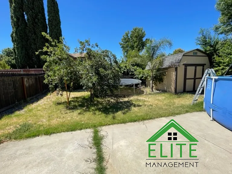 4808 Hidden Meadow Way — Photo 17