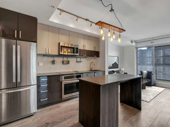 550 E Riverfront Ave SE #1003, Calgary, AB T2G 1E5