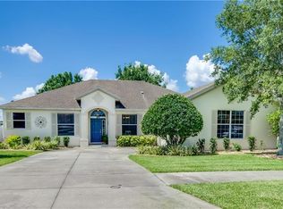 1900 Nature Cove Ln, Clermont, FL 34711