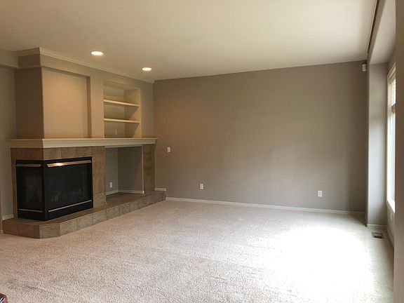 5th image of 3605 159th Pl SE