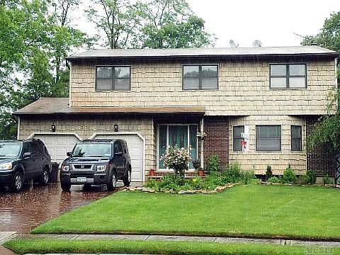 1st image of 27 Country Greens Ct