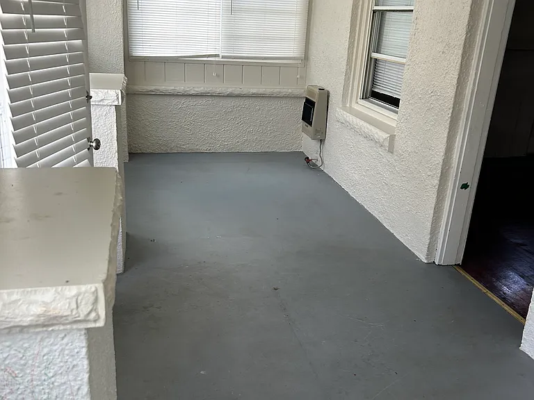 336 2nd Ave — Photo 2