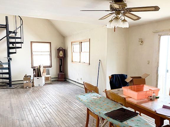 5th image of 358 Cleveland Ave