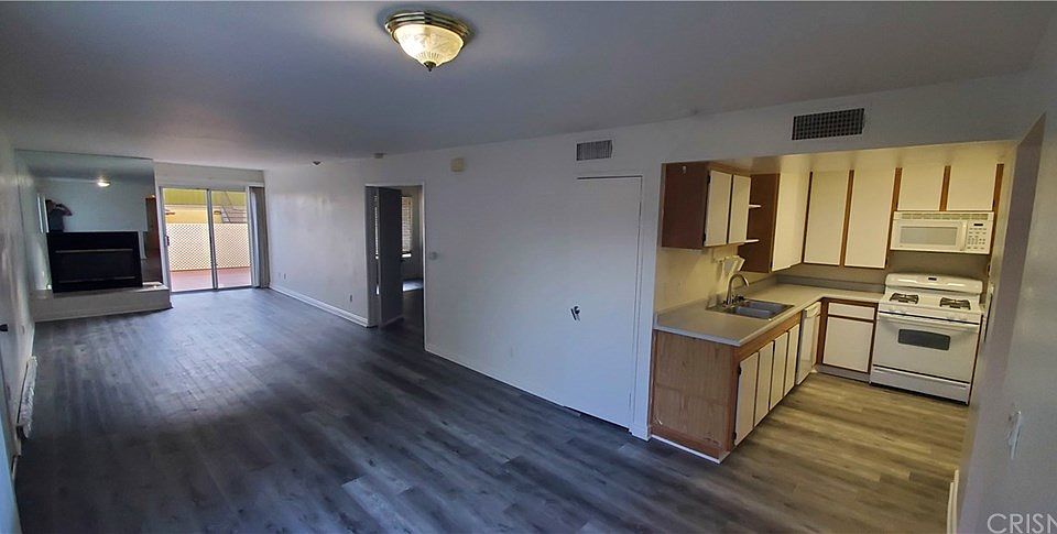 1st image of 1114 14th St APT A