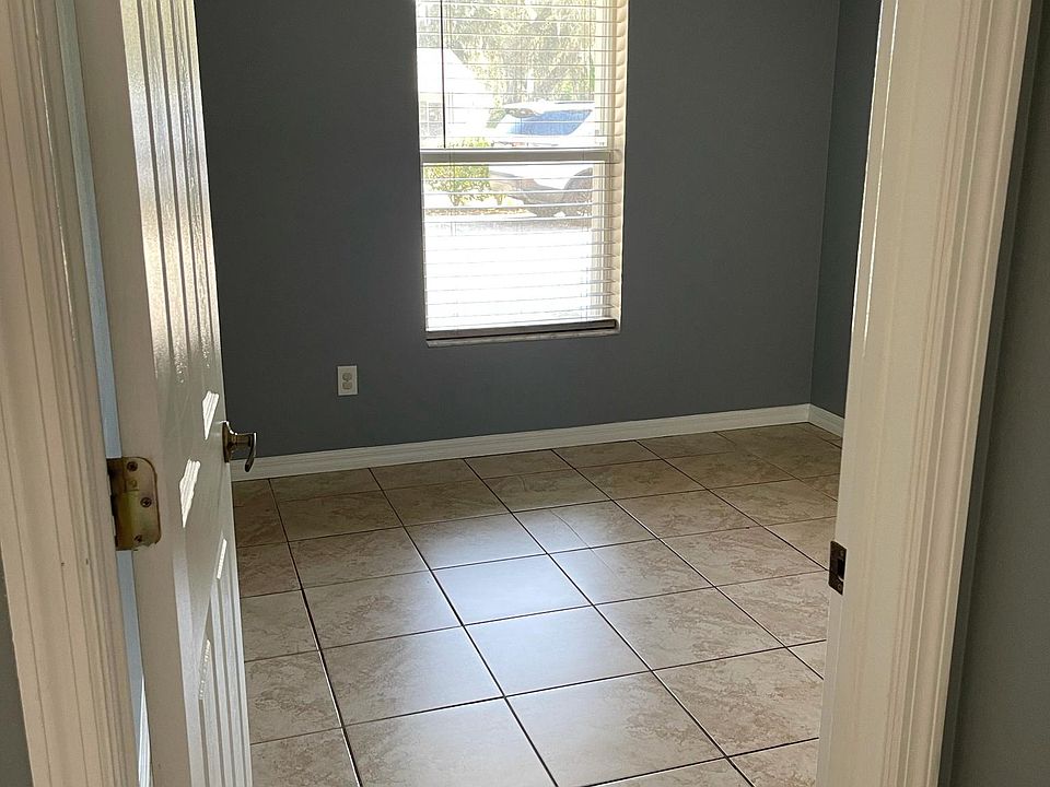 Front Bedroom