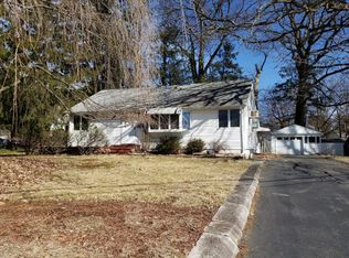 24 Princeton Ter, Oakland, NJ 07436