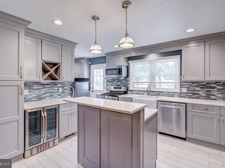 11 Whitemarsh Dr — Photo 35