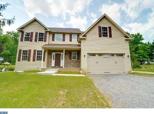 2606 Faust Rd, Gilbertsville, PA 19525