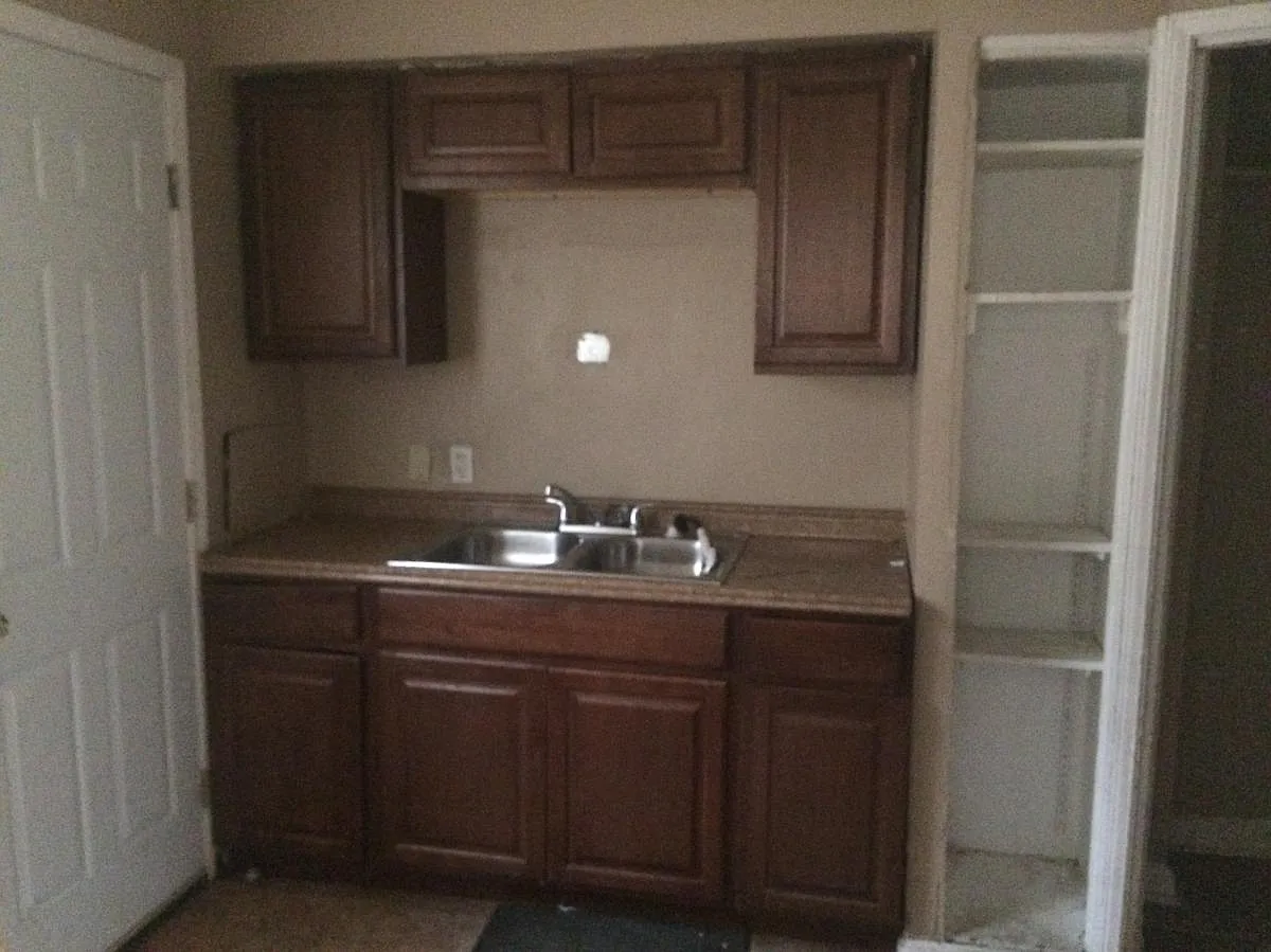 2 bed, 723 sqft, $1,150 — Photo 4
