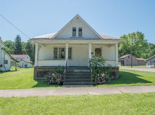 71 W Main St, Salineville, OH 43945