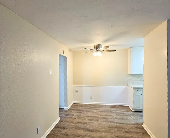 4919 Narragansett Ave #1 — Photo 6