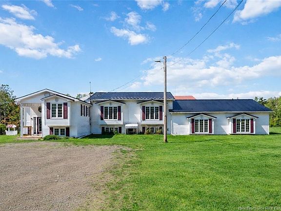 2nd image of 162 Sawdust Rd