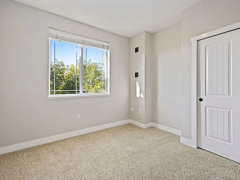 2445 Windrow Dr #C303 — Photo 10