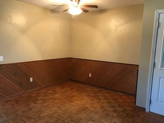 5th image of 1501 Diana St