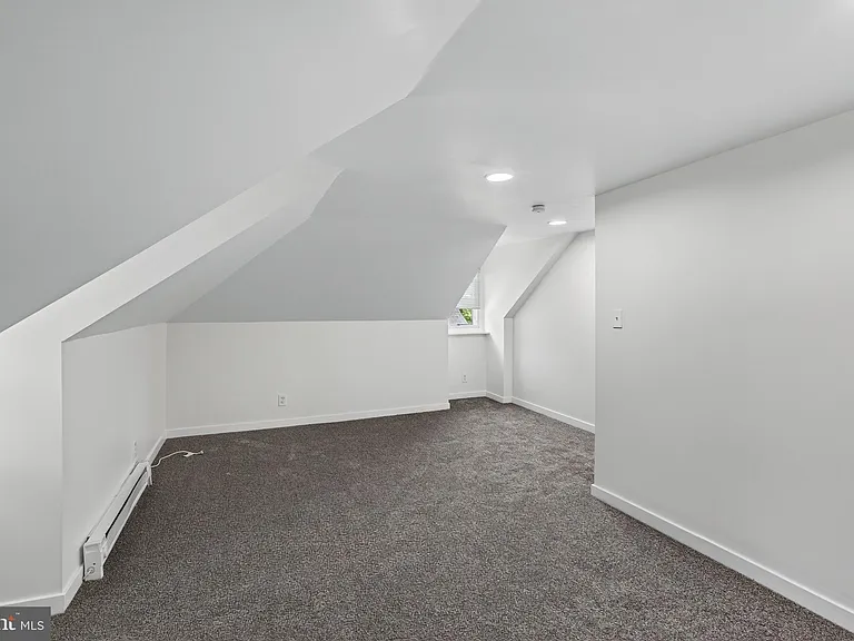 445 E Main St #2 — Photo 22