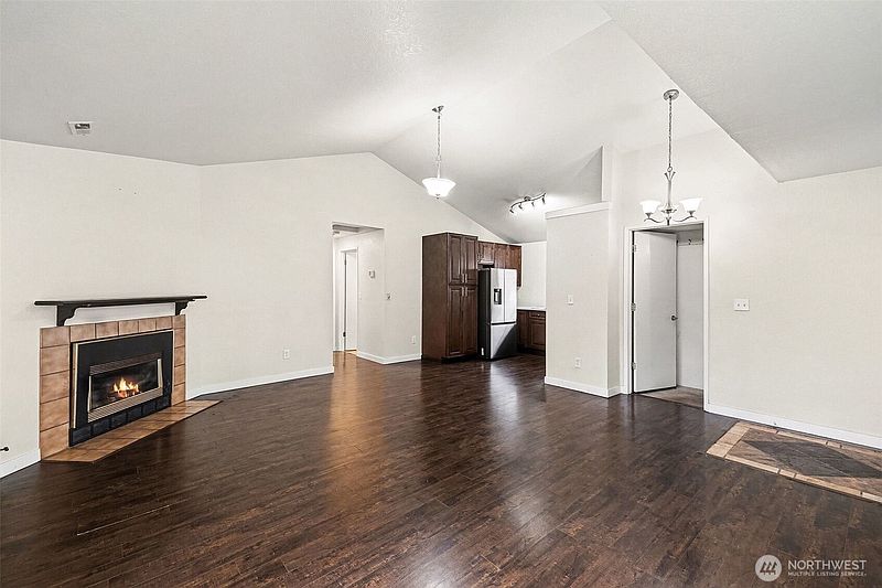 2nd image of 9103 183rd Avenue NE