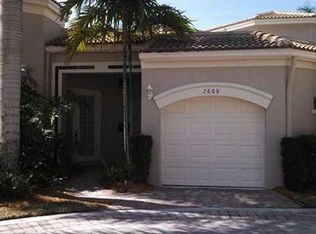 7668 Jasmine Ct, West Palm Beach, FL 33412