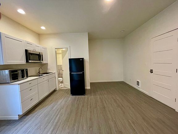 5th image of 314 S Asbury St #3