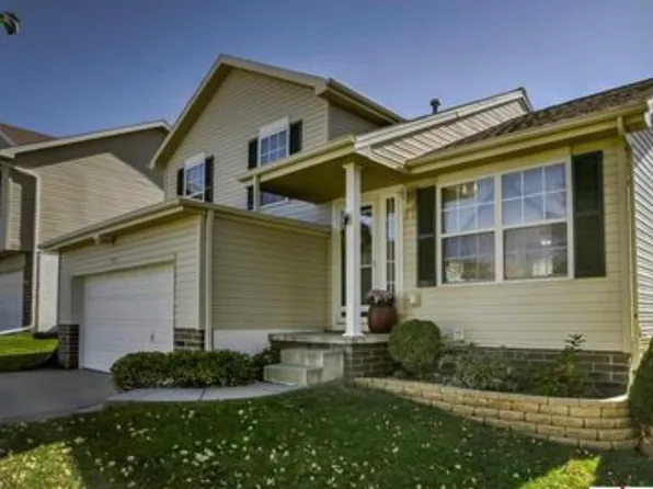 17845 Josephine St, Omaha, NE 68136