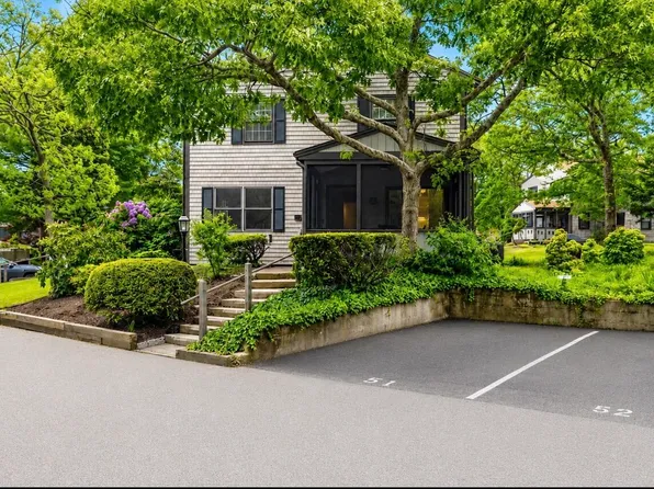 14 Harold Street APT 2F, Harwich Port, MA 02646