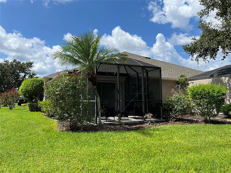 3653 Lakewood Blvd — Photo 6