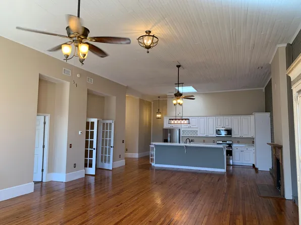 135 W Union St, Morganton, NC 28655