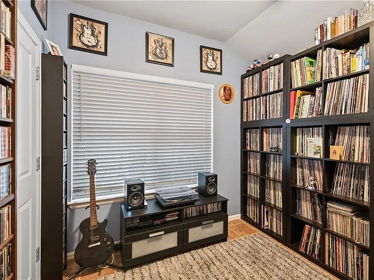 1277 Sweet Gum Dr — Photo 3