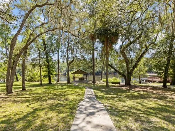 9859 NW 38th Ter, Branford, FL 32008