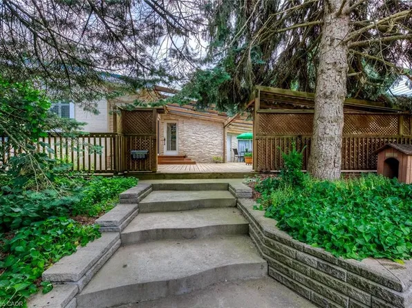 1510 Constance Dr, Oakville, ON L6J 2V2