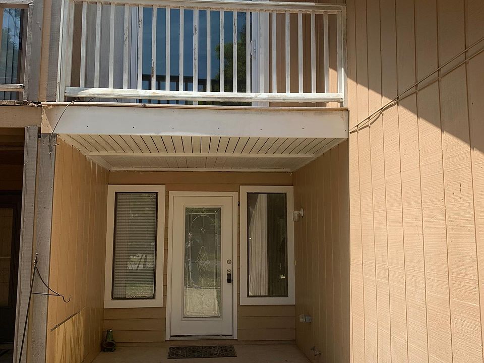1st image of 7225 Dogwood Terrace Dr #B