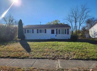 5069 Zimmer Dr, Columbus, OH 43232