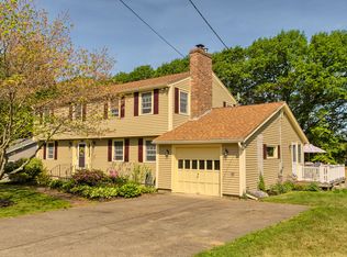 119 Rolling Acres Rd, Lunenburg, MA 01462