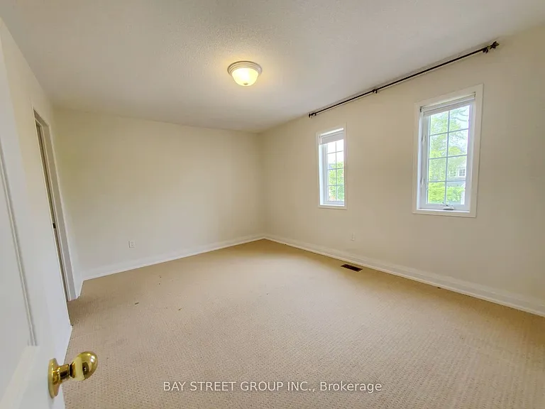 89 Skywood Dr — Photo 18