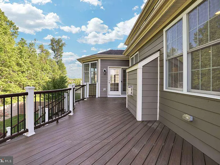 8227 Saint Francis Dr — Photo 27