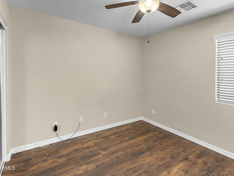 2501 S 255th Dr — Photo 25