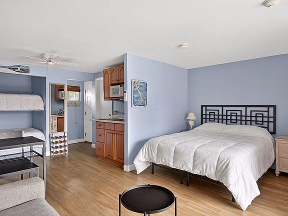 2nd image of 132 Shore Road Unit 15