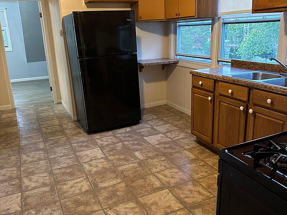 2nd image of 3611 W 82nd Pl Floor 2