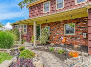 3 Donald Ave, Kendall Park, NJ 08824