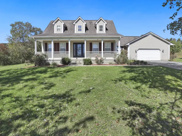 50 W Fox Trail Rd, Manchester, KY 40962