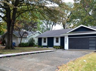 2351 S Rogers Ave, Springfield, MO 65804