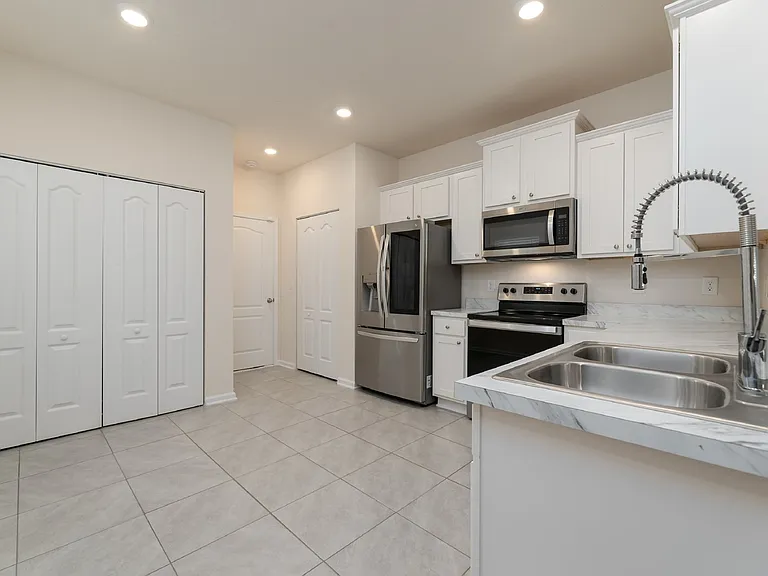 9621 Baylin Ct — Photo 9