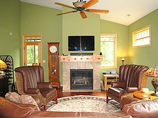 1st image of 10 Glen Brook Way Unit 201