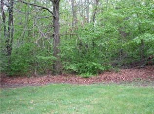 226 Catherine Dr, Meriden, CT 06450