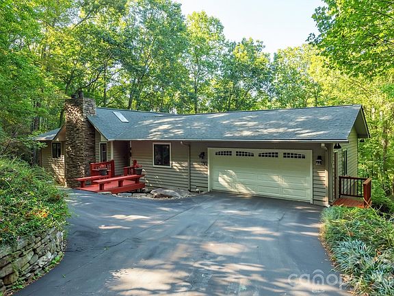 3rd image of 190 Ridgeview Dr