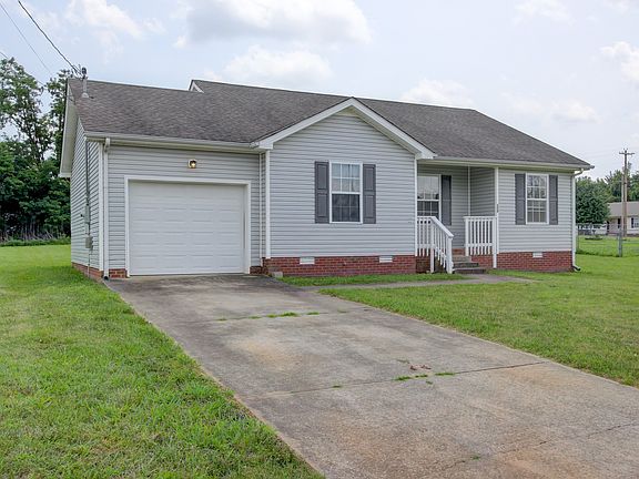 3rd image of 209 Ruf Dr