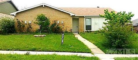 1st image of 2606 Winding Creek Dr