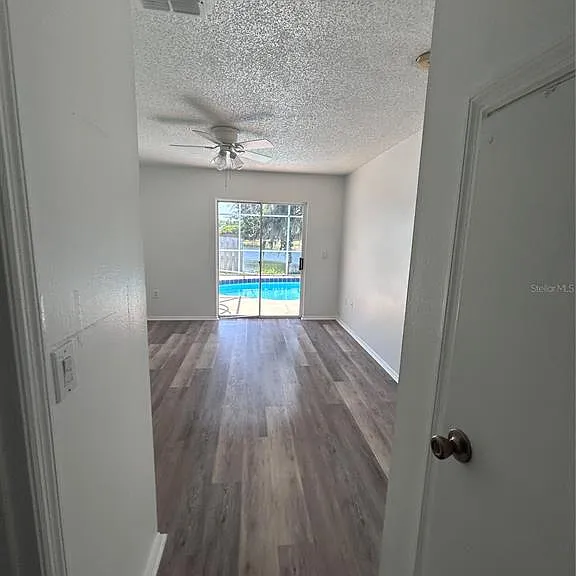 2608 Spring Hill Dr — Photo 36