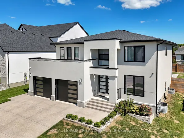 62 Crestview Dr, Middlesex Centre, ON N0L 1R0